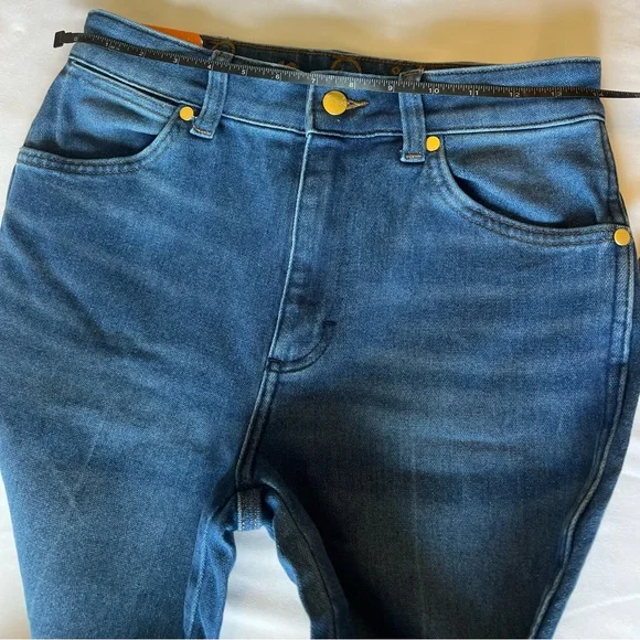 Leon Bridges Wrangler women’s Blue Jeans stretch westward high rise boot 27 x 32 - Picture 8 of 11